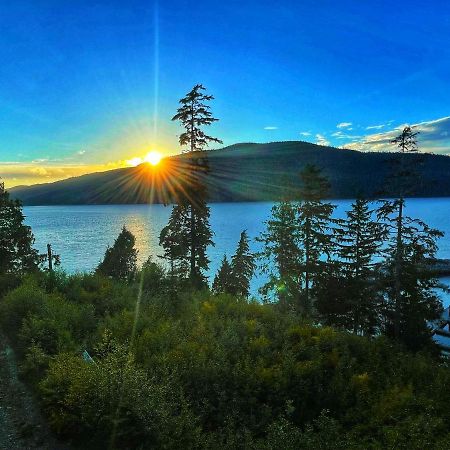 Port Renfrew Oceanfront Retreat Villa ภายนอก รูปภาพ