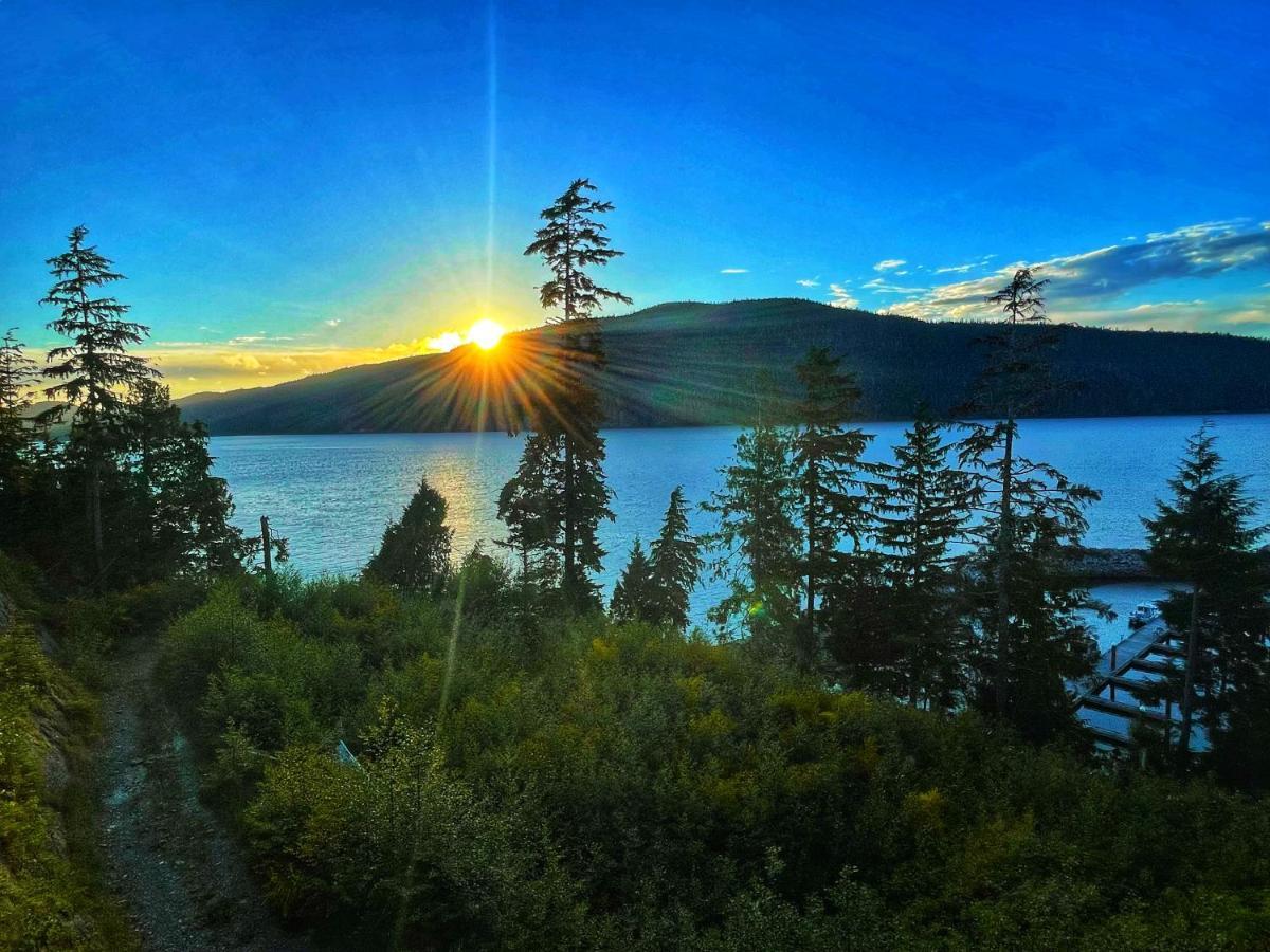 Port Renfrew Oceanfront Retreat Villa ภายนอก รูปภาพ